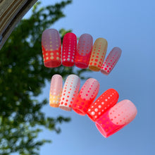 Load image into Gallery viewer, Majestic Feeling Dotty