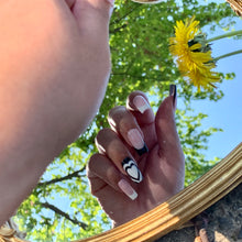 Load image into Gallery viewer, Majestic Black & White Heart French