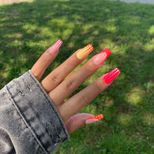 Load image into Gallery viewer, Majestic Feeling Dotty